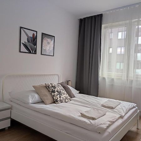 Lux Apartment Close To Medicover And Paley Warsaw Exterior photo